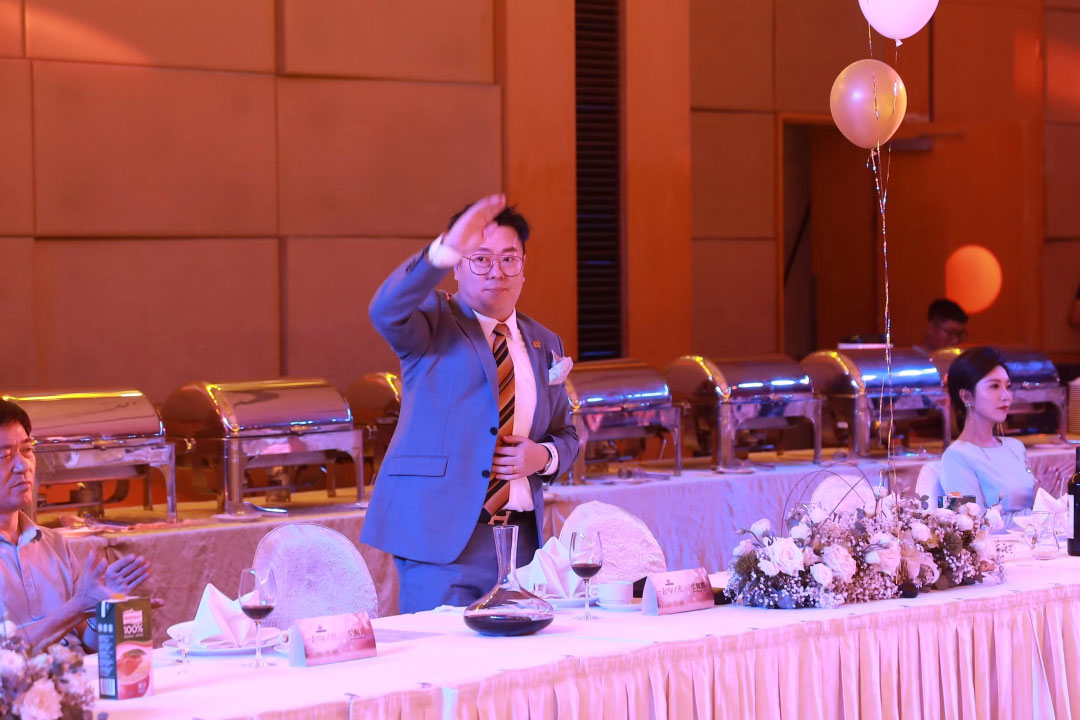 美窩家居集團2020-2021企業(yè)“一起向WE來”年度盛典圓滿舉行！