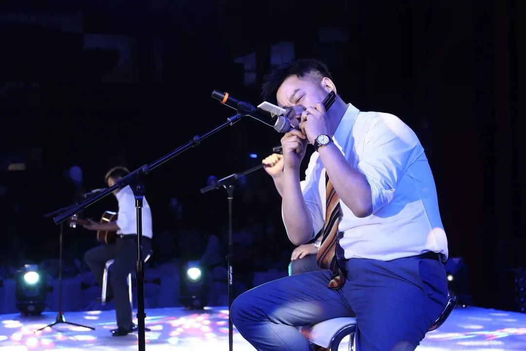 美窩家居集團2020-2021企業(yè)“一起向WE來”年度盛典圓滿舉行！