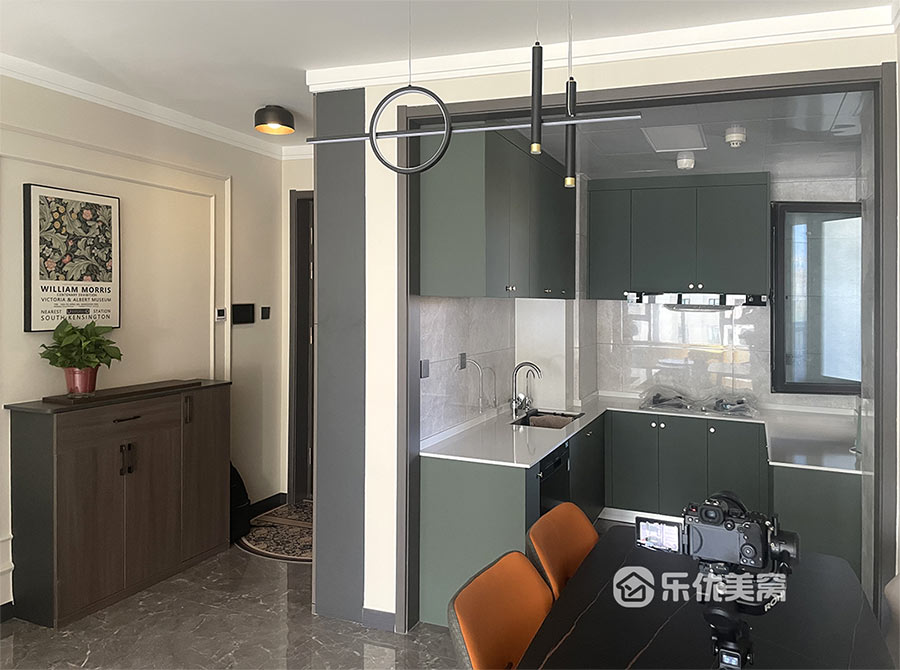 遠(yuǎn)洲大都匯117㎡現(xiàn)代簡約風(fēng)格裝修實景視頻